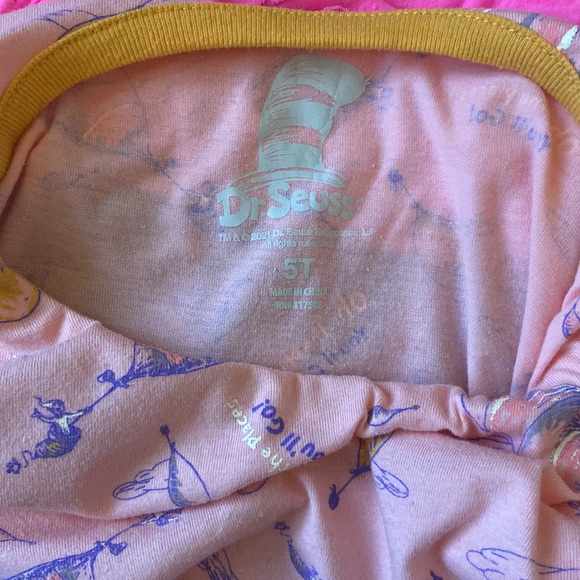 B1G2F 🚨Dr. Seuss “oh the places you’ll go” dress - Picture 5 of 5